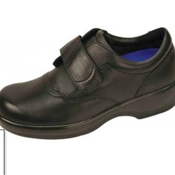 Apex Shoes - NWT. APEX Ambulator SIZE 4.5 black orthopedic shoes